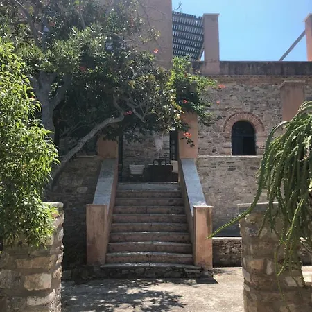 펜션 Margouno Naxos Engaraí