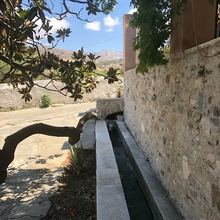 Margouno Naxos * Engaraí